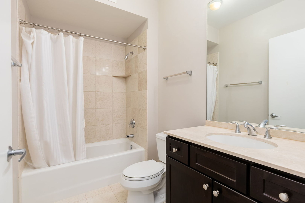 565 W Quincy Street - Photo 16
