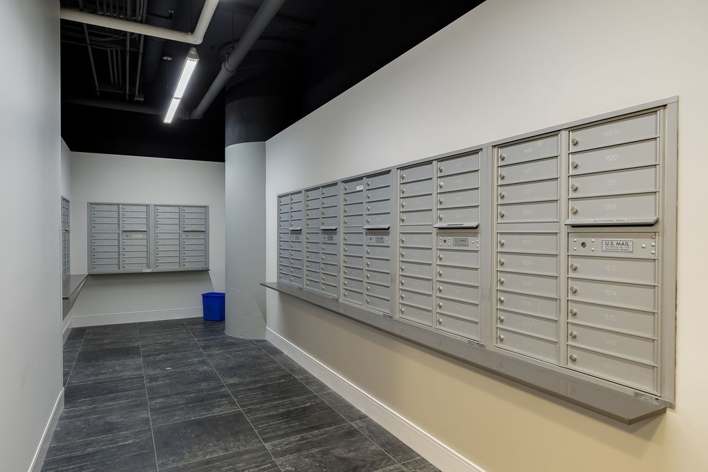565 W Quincy Street - Photo 32