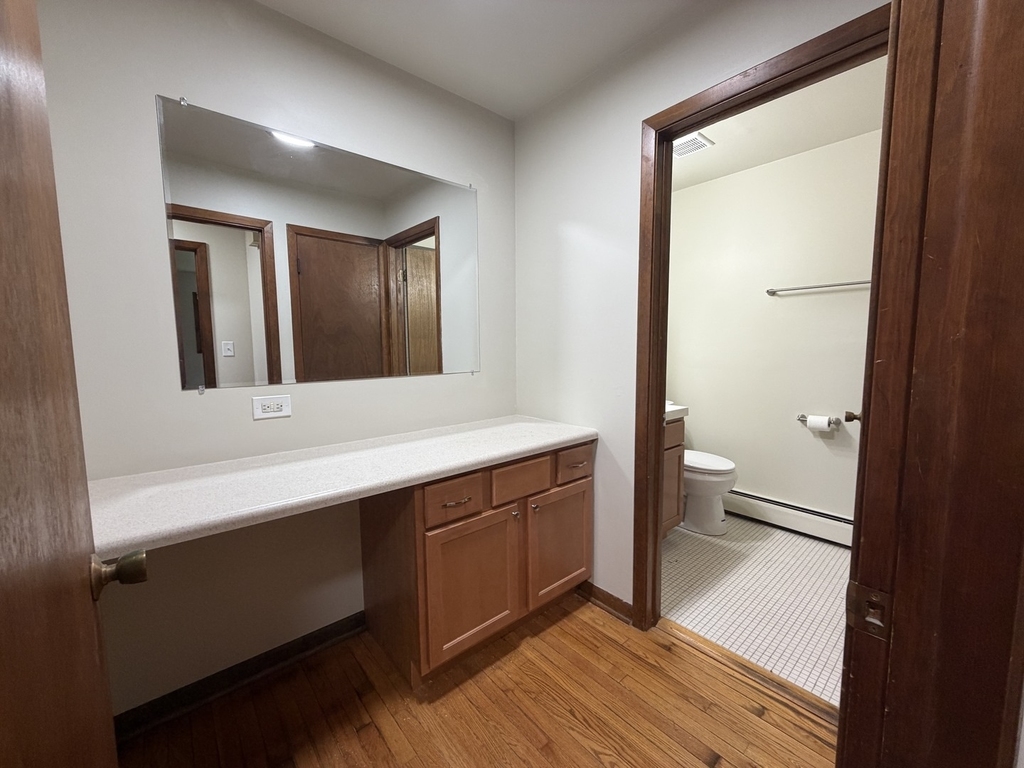 826 N Milwaukee Avenue - Photo 5