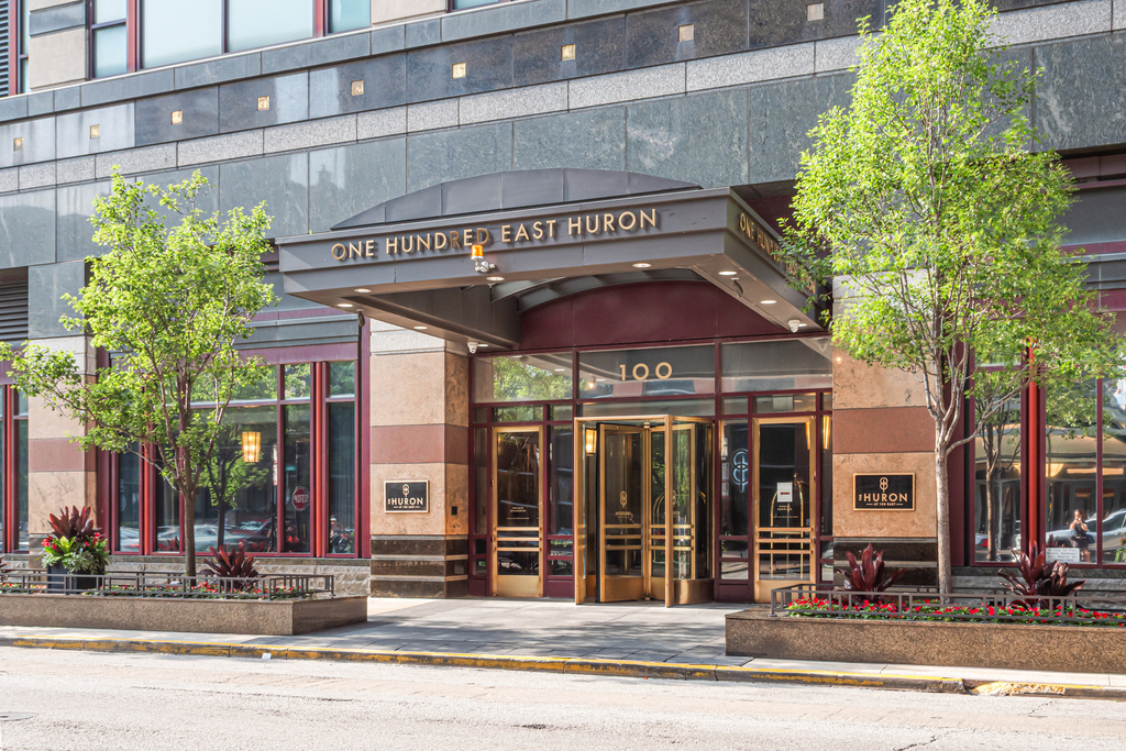 100 E Huron Street - Photo 46