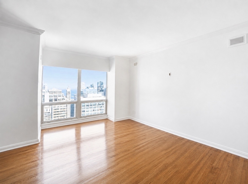 100 E Huron Street - Photo 21