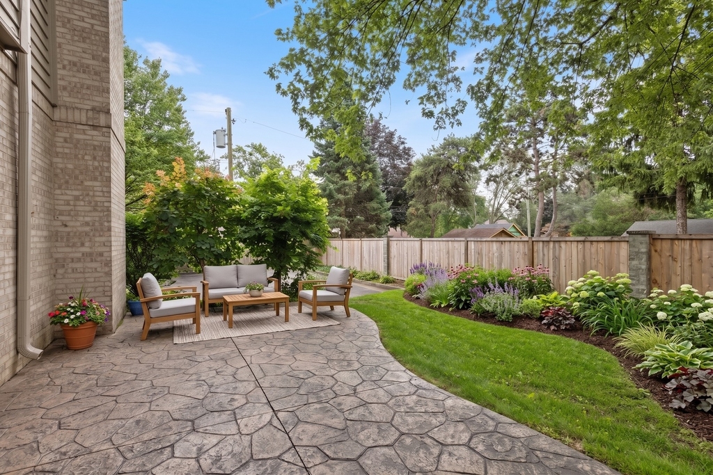 1829 Wilmette Avenue - Photo 3
