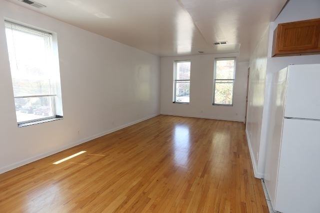 1401 N Bosworth Avenue - Photo 7