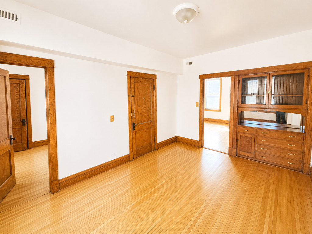 1946 N Kimball Avenue - Photo 7