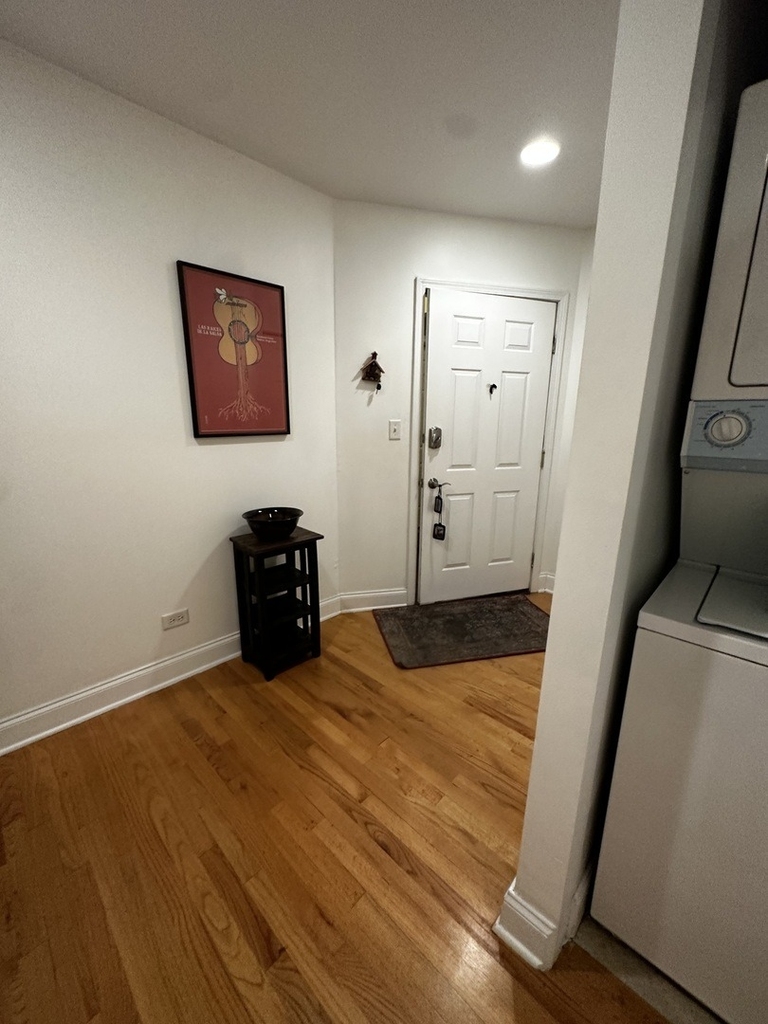 1711 W Jarvis Avenue - Photo 17