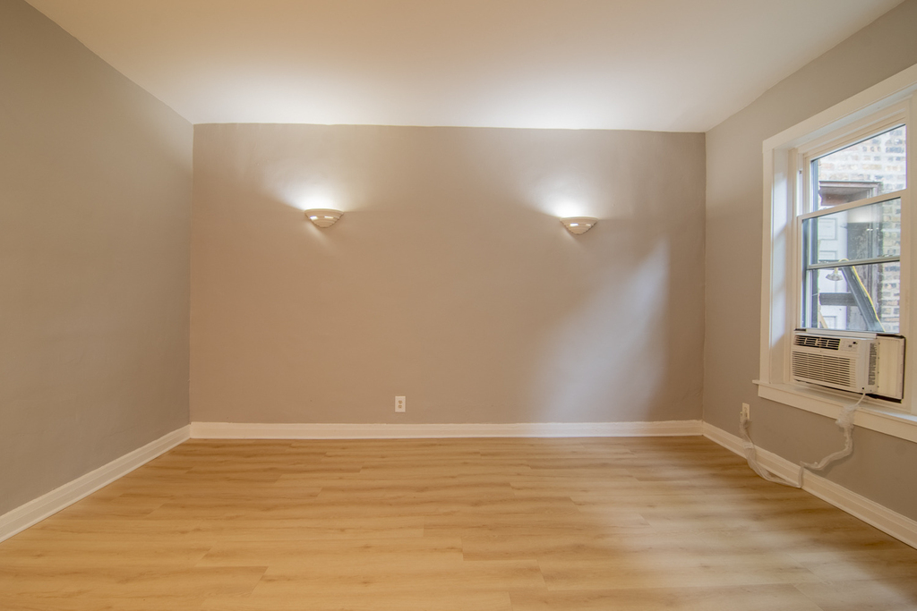 1414 W Pratt Boulevard - Photo 3