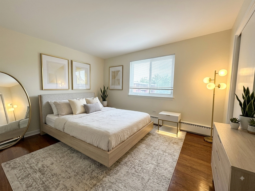 2033 W 111th Street - Photo 8