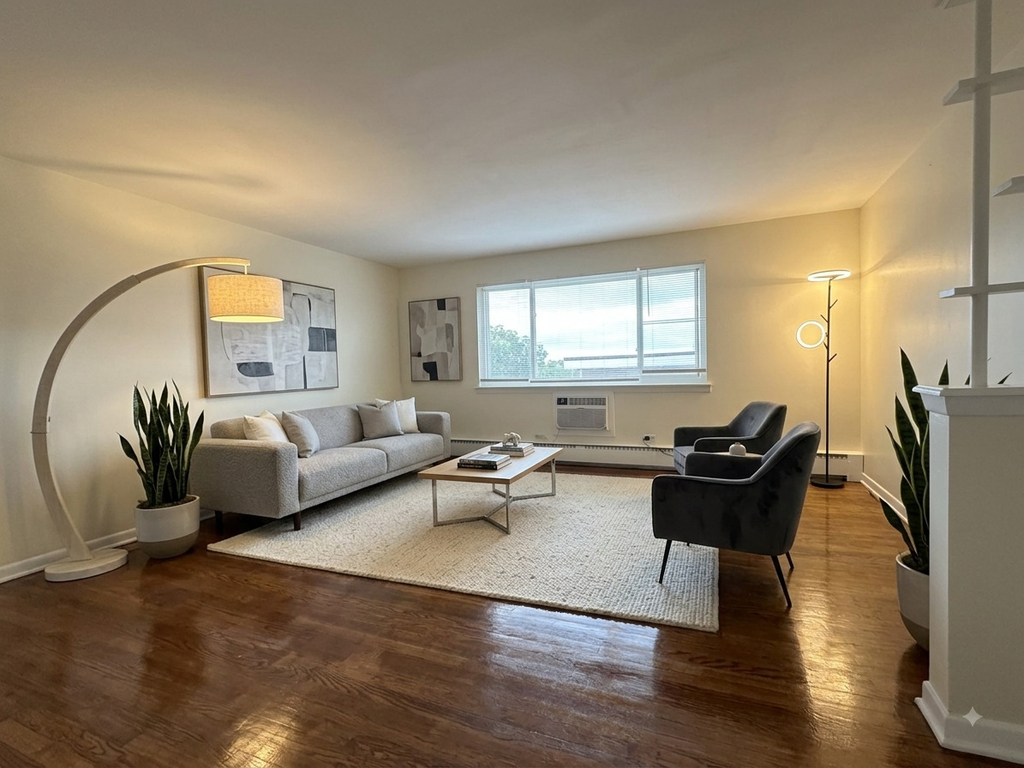 2033 W 111th Street - Photo 3