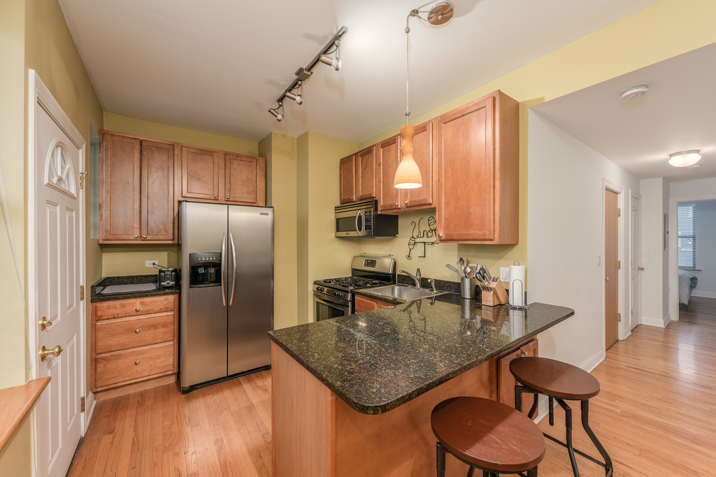 4016 N Spaulding Avenue - Photo 9