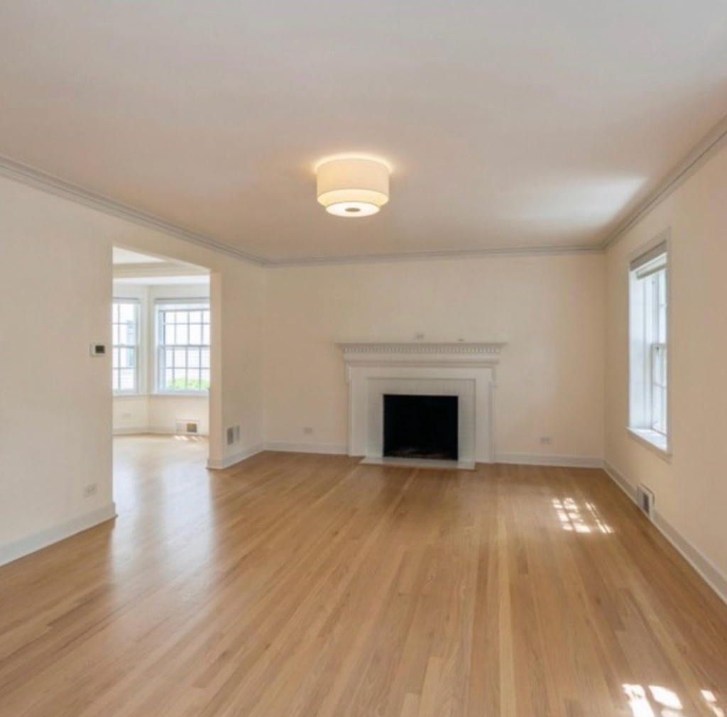 1220 Chestnut Street - Photo 1