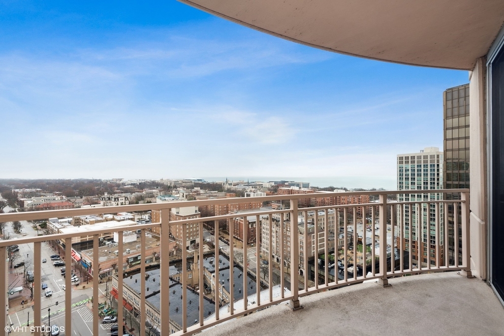 807 Davis Street - Photo 23