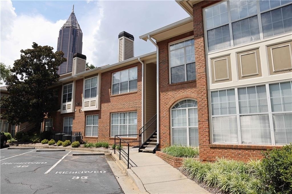 200 Renaissance Parkway Ne - Photo 11