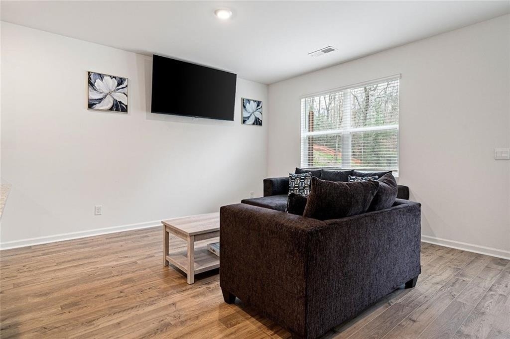 1396 Sweetshrub Place - Photo 7