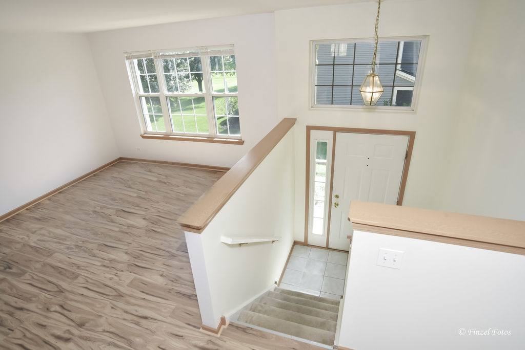 923 Emerald Drive - Photo 5