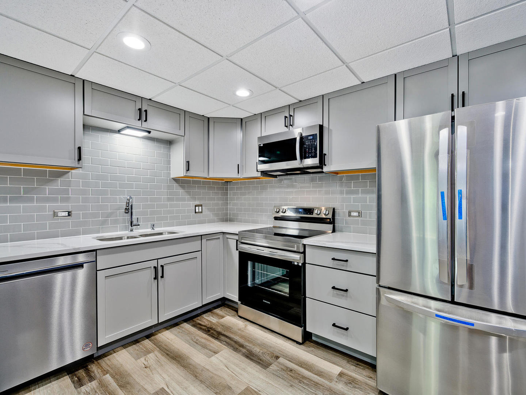 3849 N Parkway Drive - Photo 4