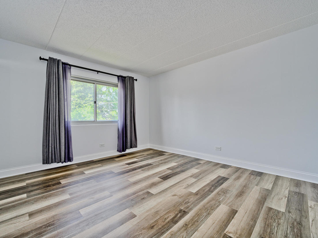 3849 N Parkway Drive - Photo 11