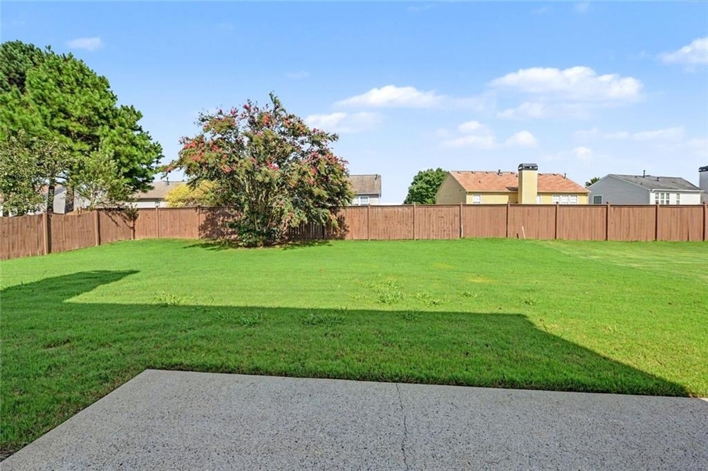 8330 Grenadier Trail - Photo 2