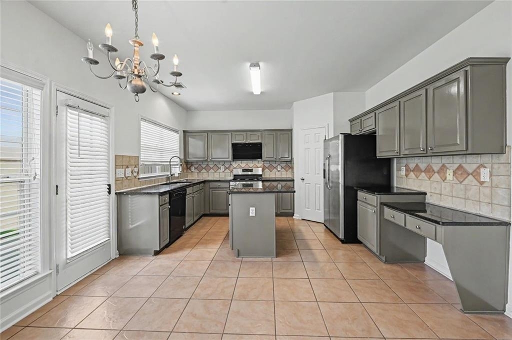 8330 Grenadier Trail - Photo 9