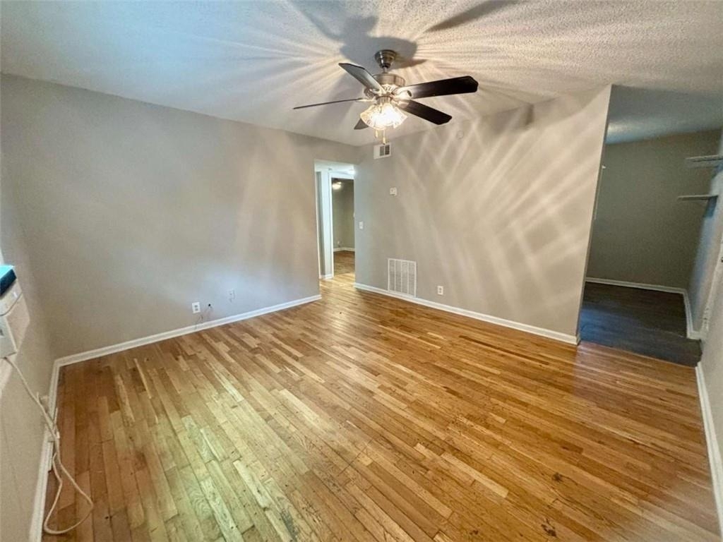 1048 Washington Street - Photo 2