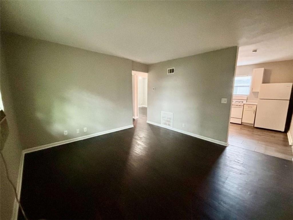 1048 Washington Street - Photo 2