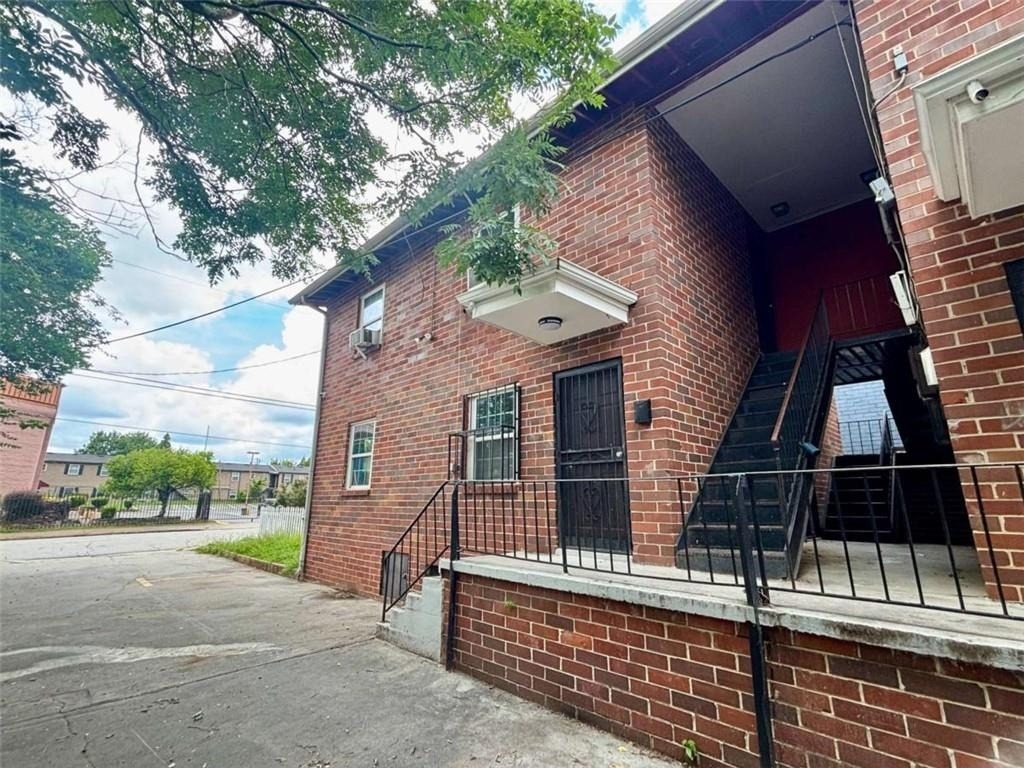 1048 Washington Street - Photo 12