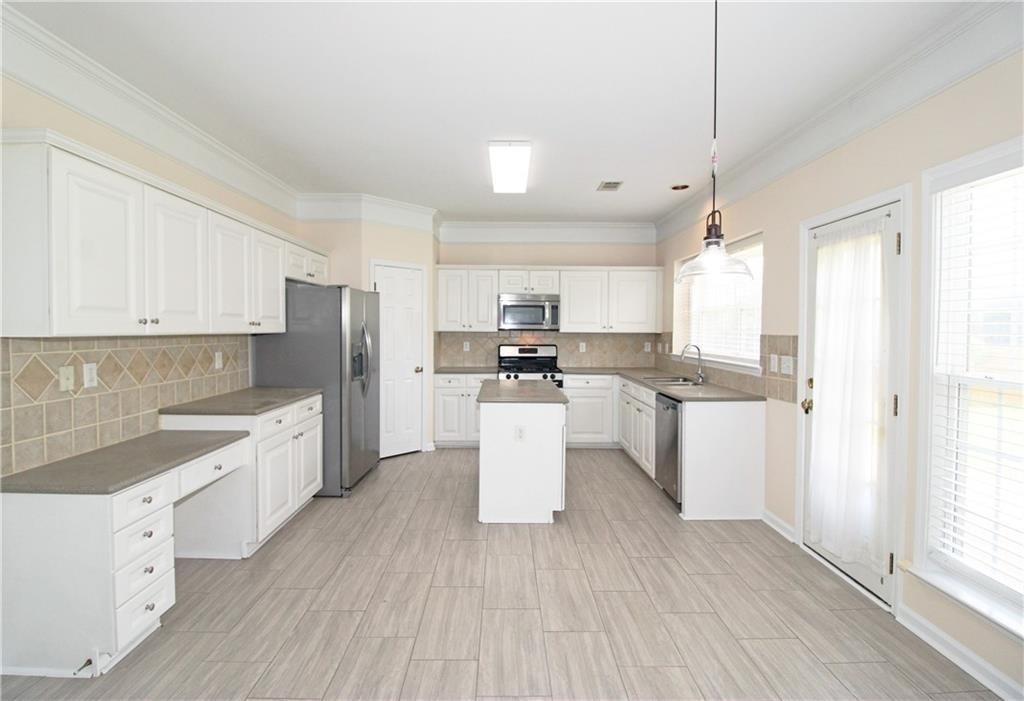 8155 Cavendish Place - Photo 14