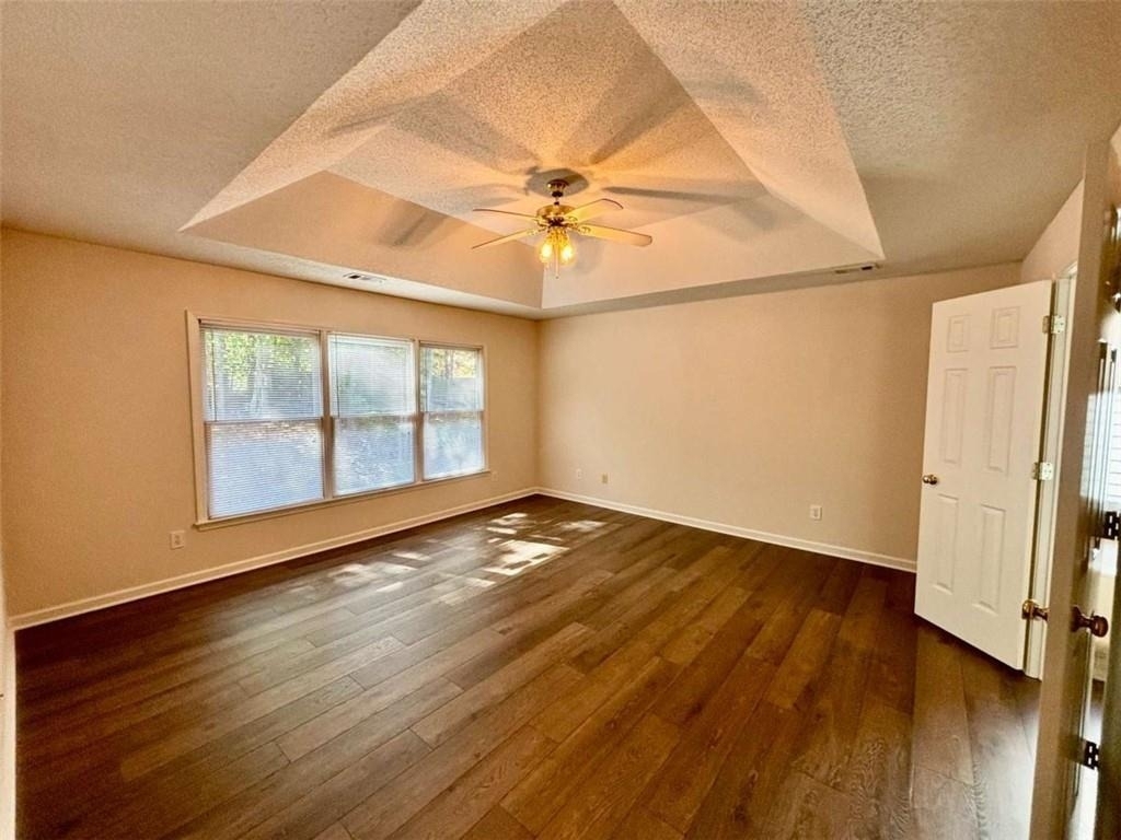 10920 Glenbarr Drive - Photo 11