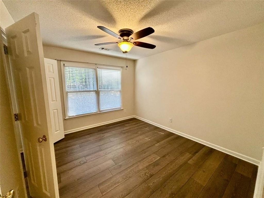 10920 Glenbarr Drive - Photo 16