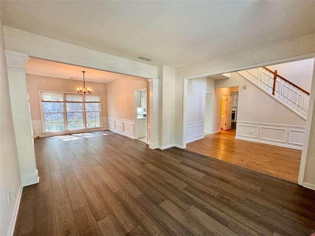 10920 Glenbarr Drive - Photo 2