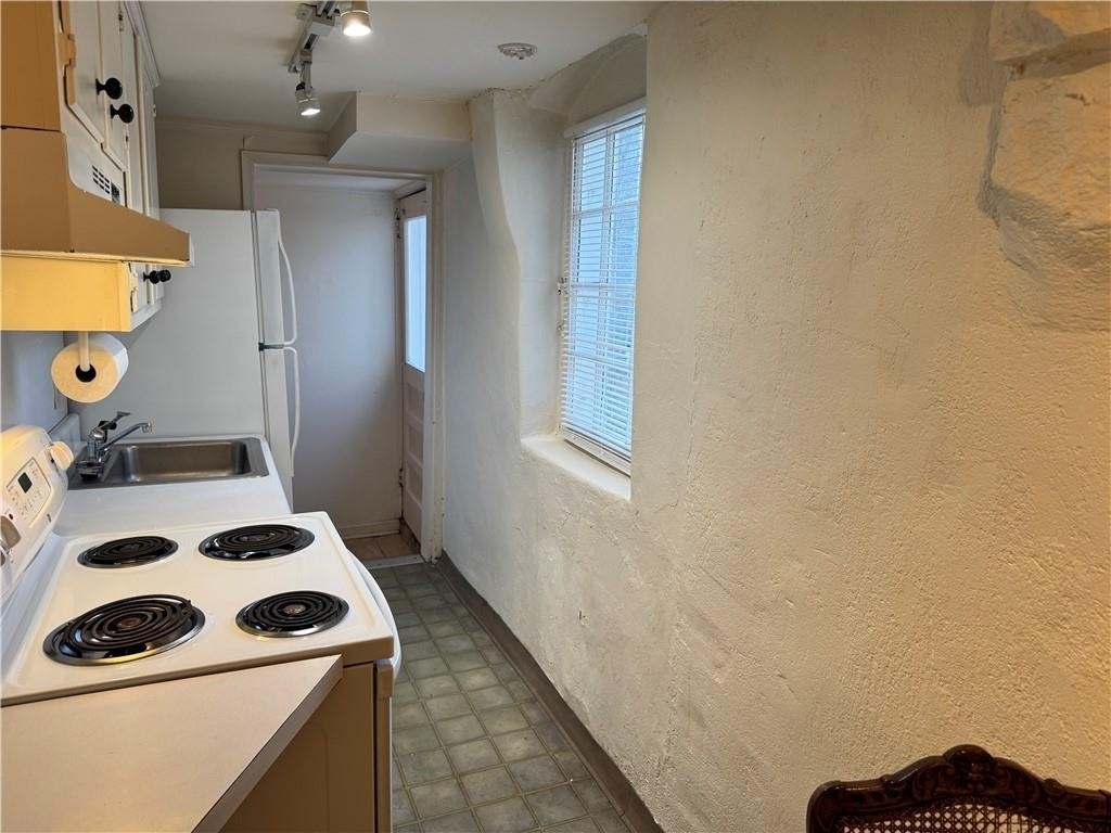 2544 Peachtree Road Nw - Photo 4