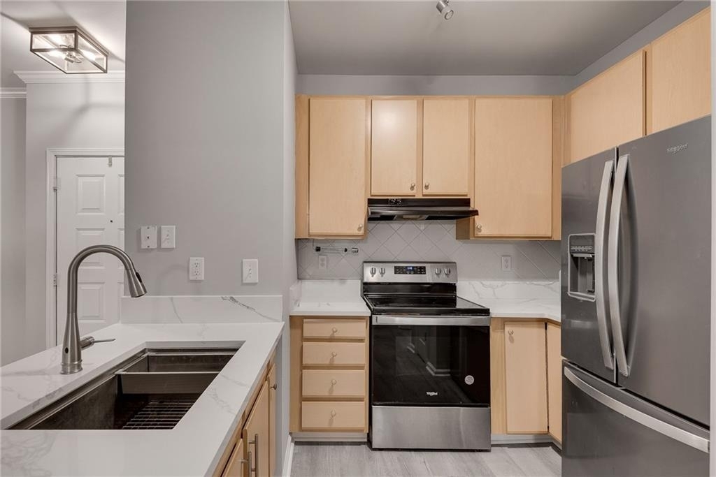 821 Ralph Mcgill Boulevard Ne - Photo 9
