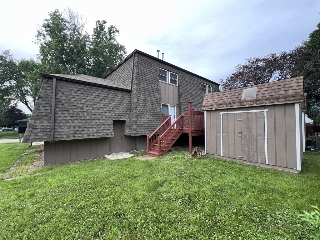 1637 Sheffield Drive - Photo 1