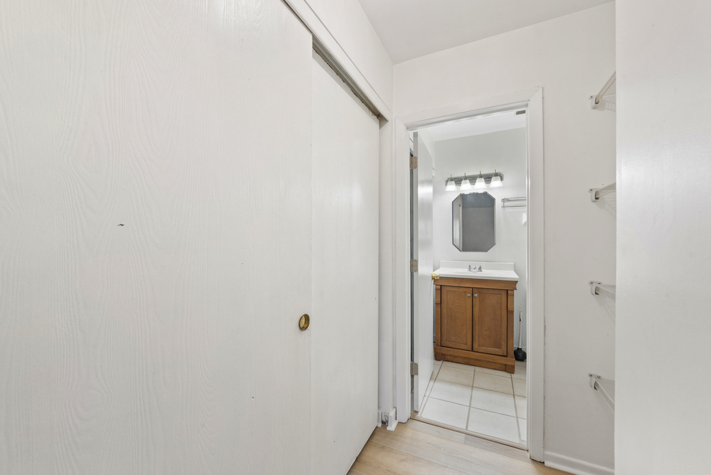 1420 Stonebridge Circle - Photo 8