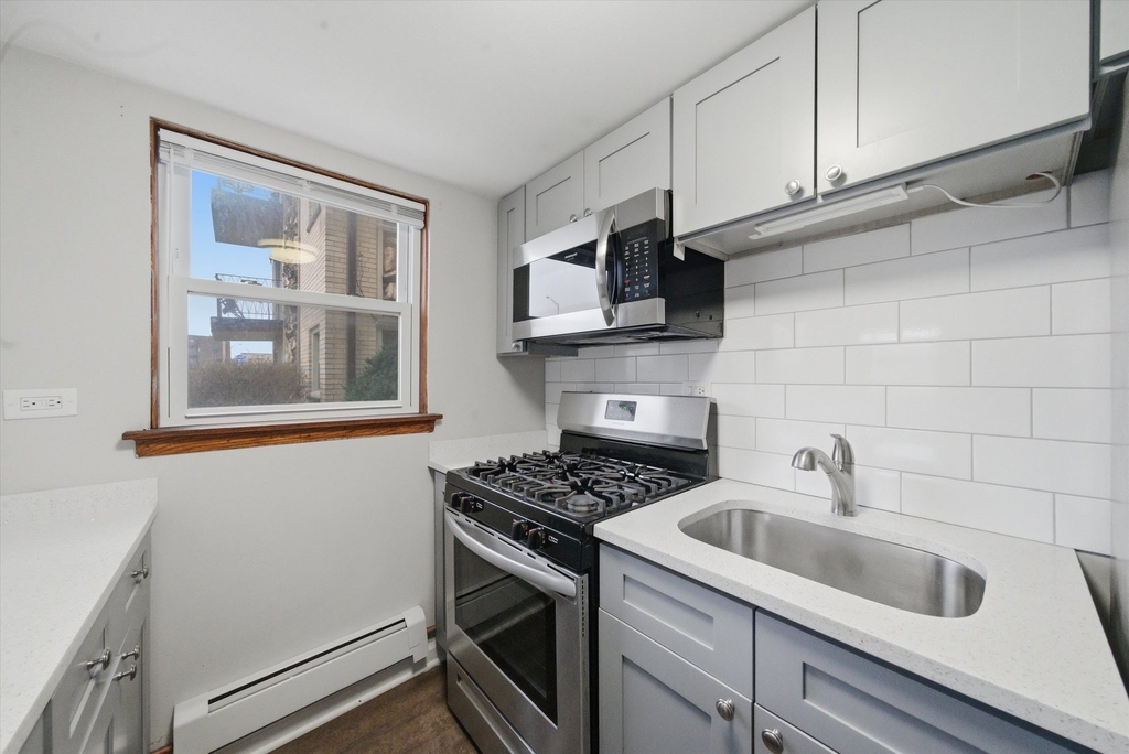 7709 W Marwood Avenue - Photo 4