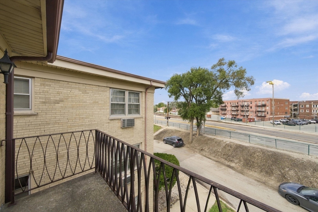 7709 W Marwood Avenue - Photo 20