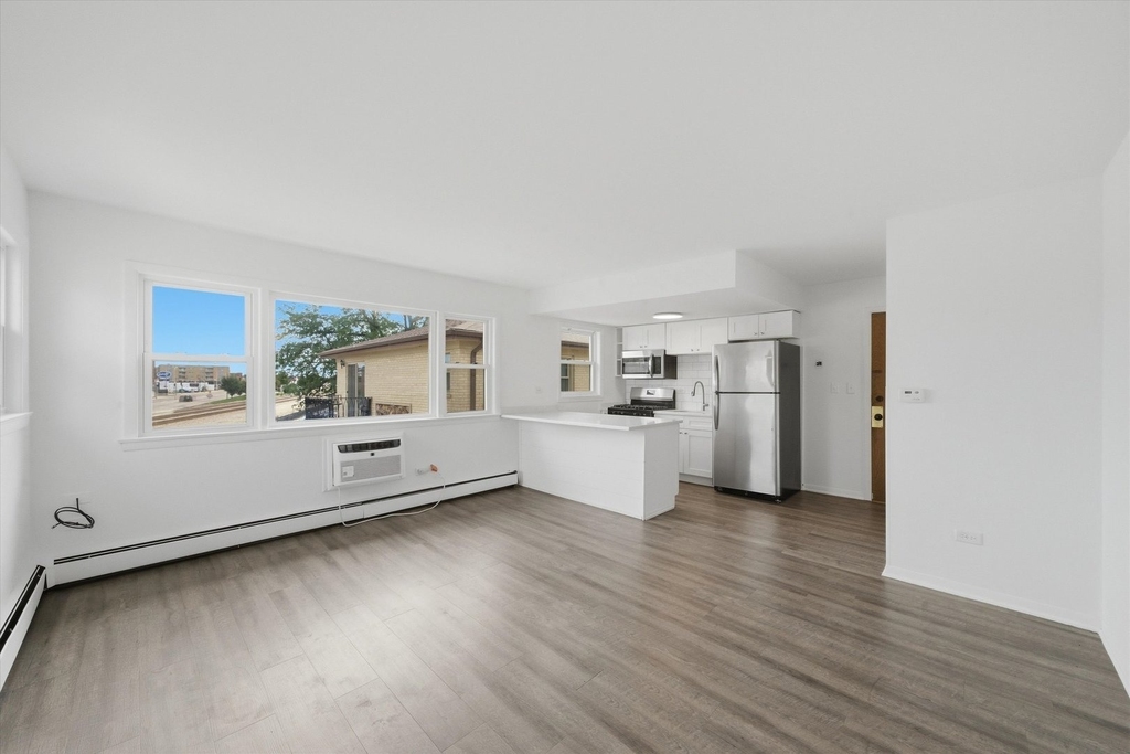 7709 W Marwood Avenue - Photo 6