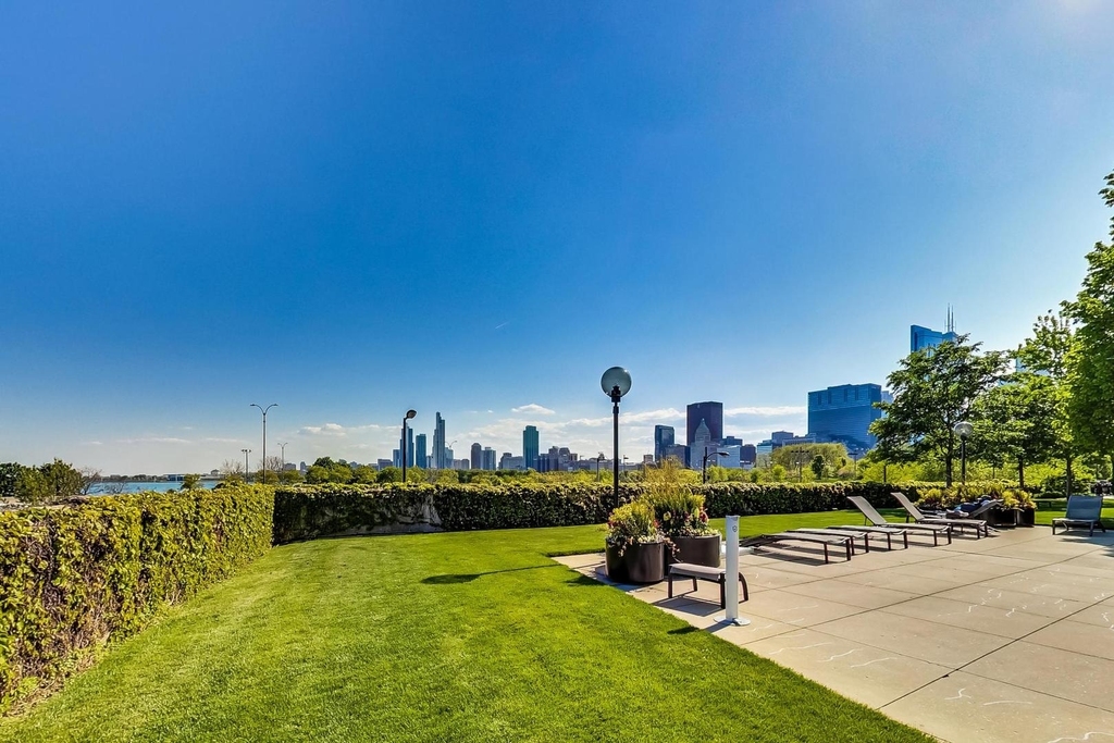 155 N Harbor Drive - Photo 50