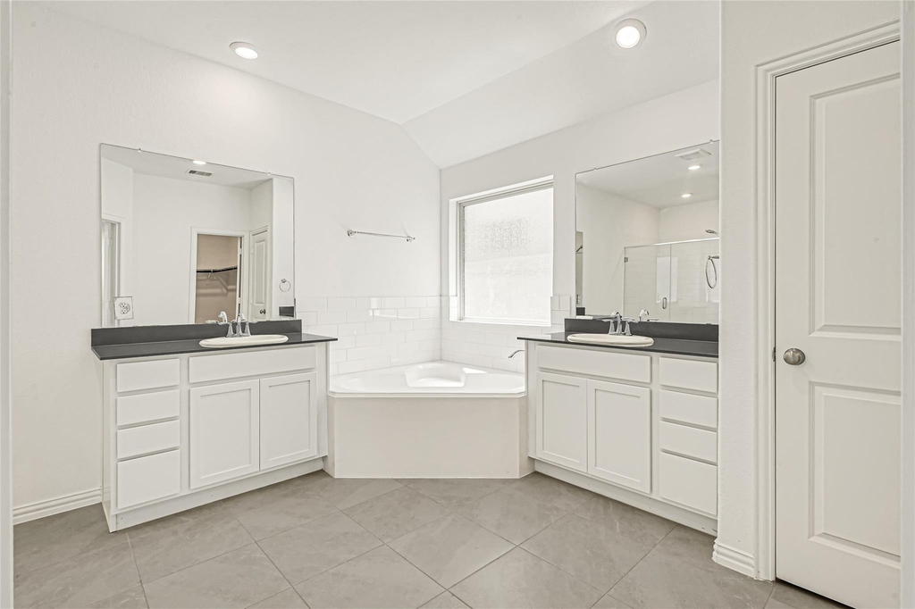 31422 Vineyard Creek Drive - Photo 25