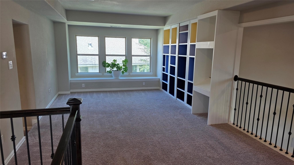 142 Mayfield Drive - Photo 15