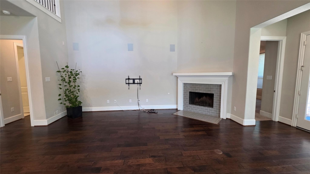 142 Mayfield Drive - Photo 6