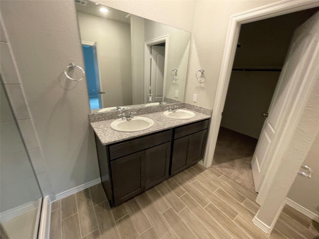 954 Redinger Ridge Drive - Photo 2