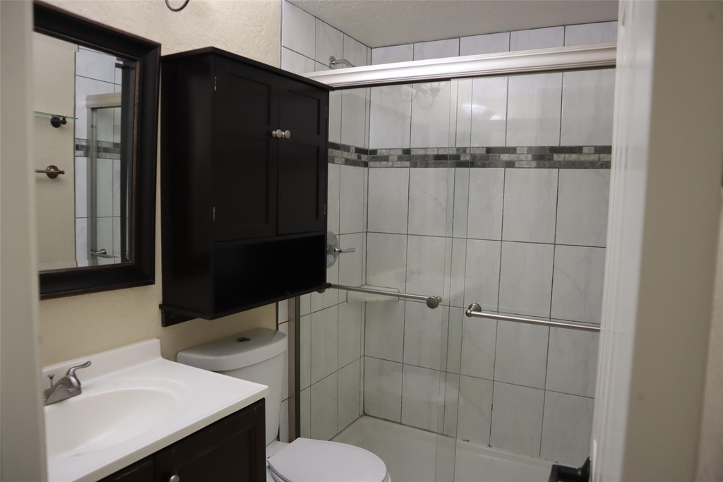 6319 Langham Way - Photo 8