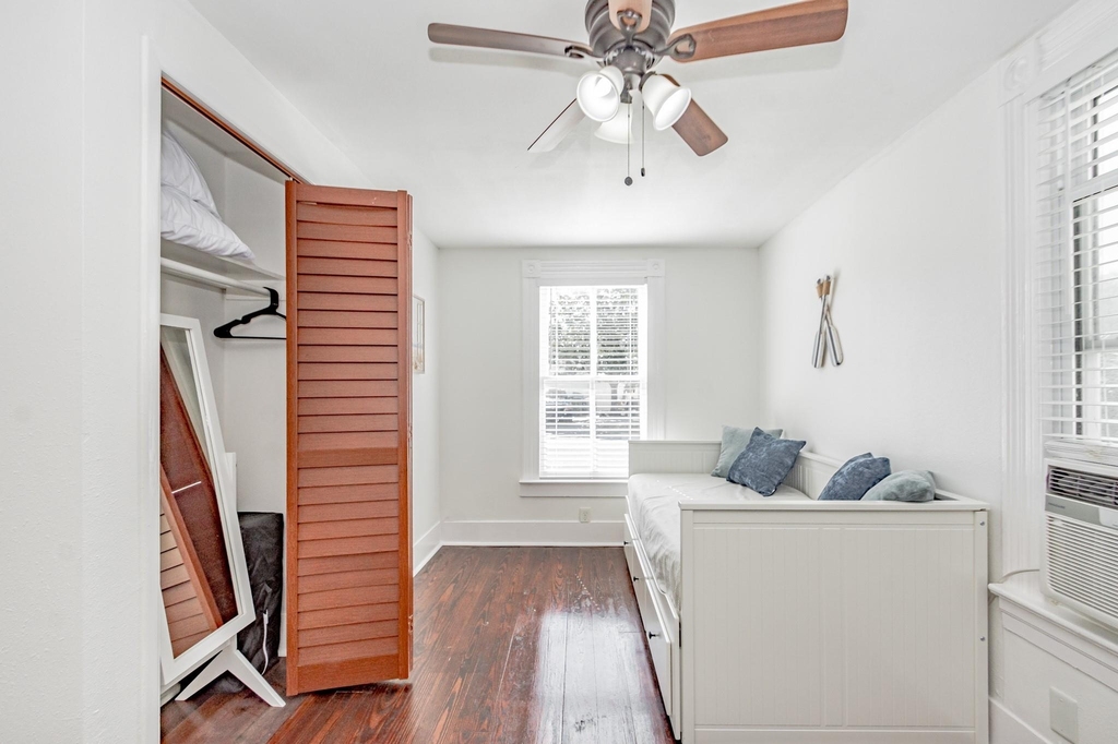 1406 Moody Avenue - Photo 21