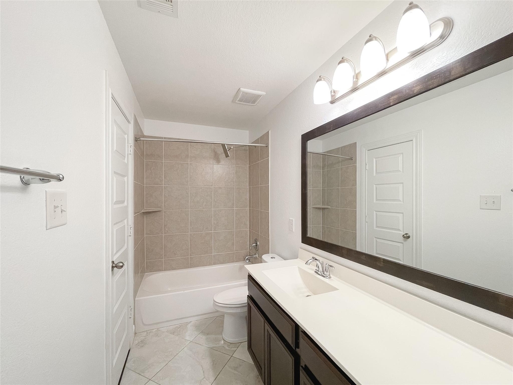18126 Golden Falls Lane - Photo 34