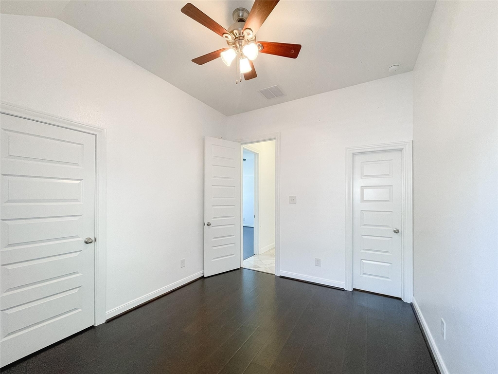 18126 Golden Falls Lane - Photo 32