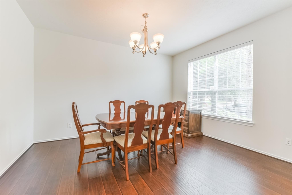 5418 Lilac Grove Lane - Photo 2
