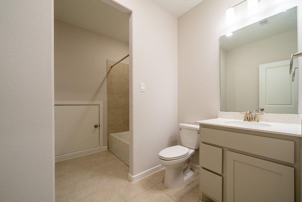 4706 Llano Loop - Photo 36