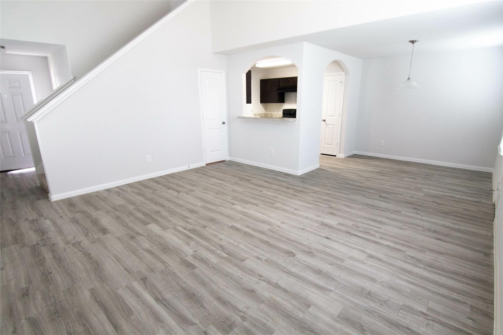 18519 Queesborough Creek - Photo 6