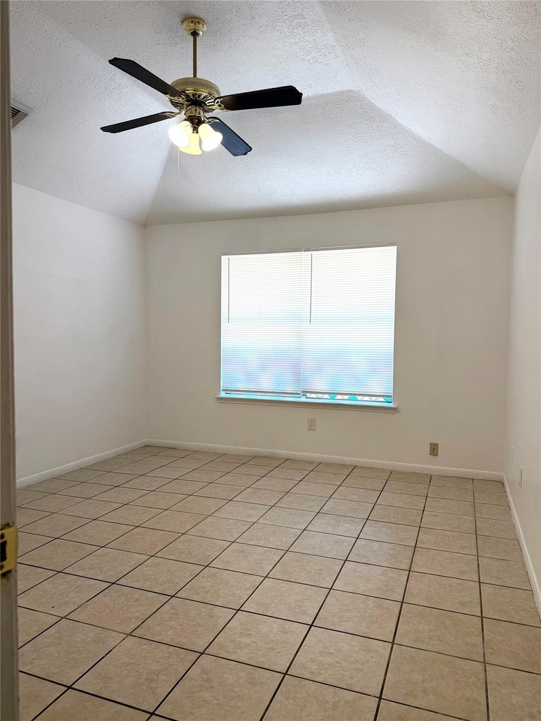 9035 Waving Fields Drive - Photo 9