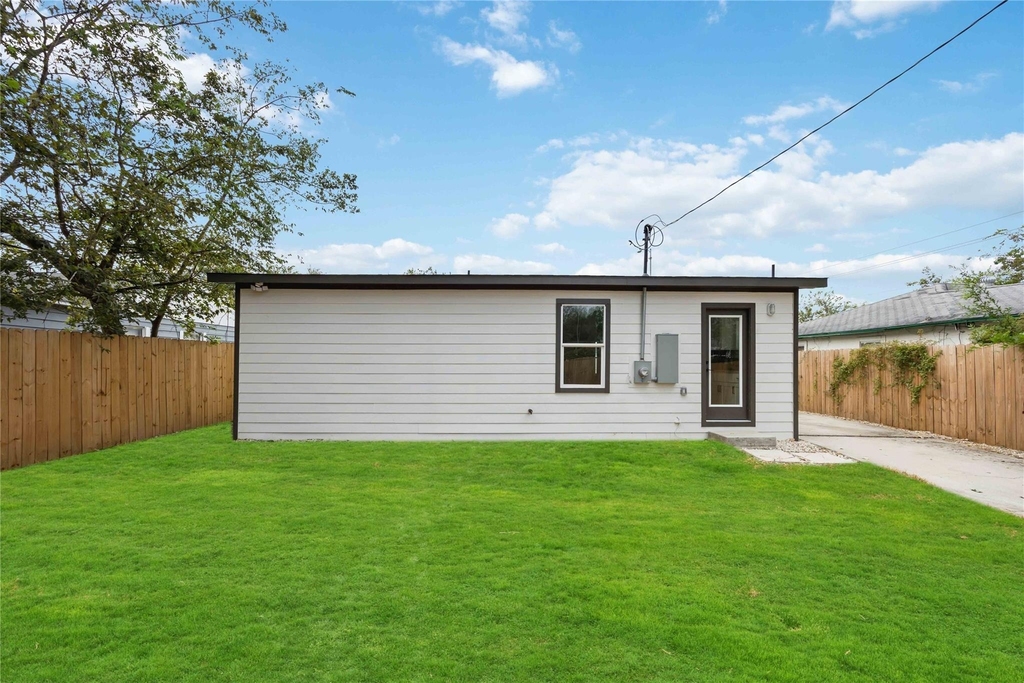 3405 Mount Pleasant Street - Photo 17